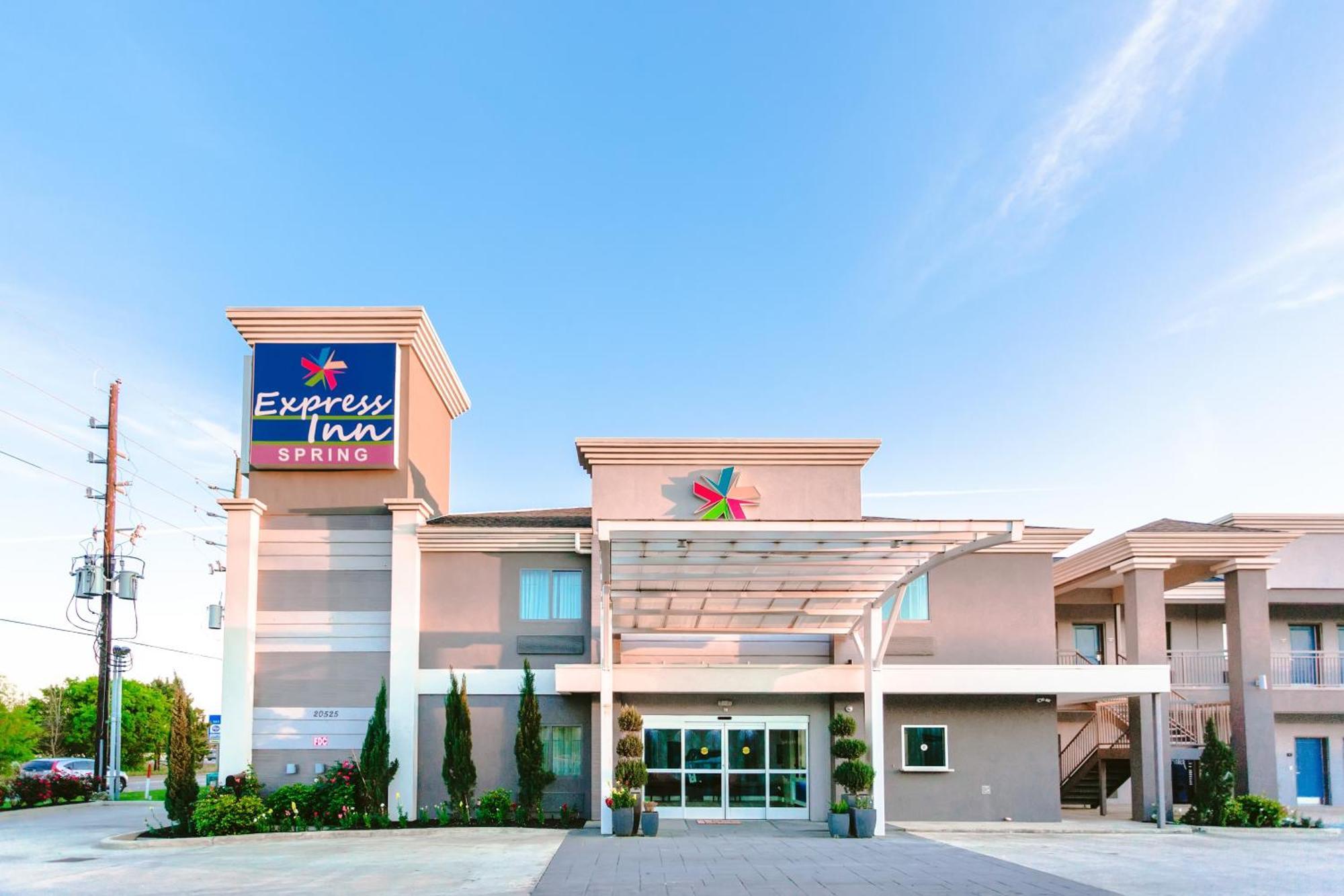 Express Inn - Spring Bagian luar foto